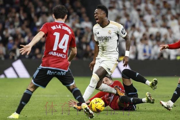 皇马对塞尔塔已10连胜&18场不败 上次告负在8年前 皇马对塞尔塔已10连胜&18场不败 上次告负在8年前